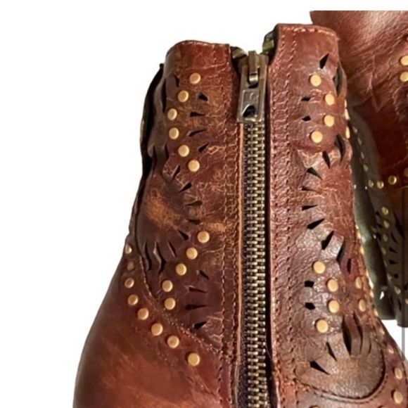 NIB Old Gringo Women's Reeve Plata Sin Snow Short Leather Boots Size 6B
$350 - Picture 4 of 14